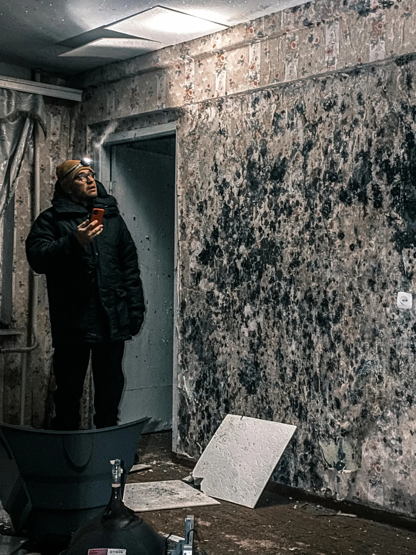 mold remediation Charlotte NC — IICRC-certified technician removing mold